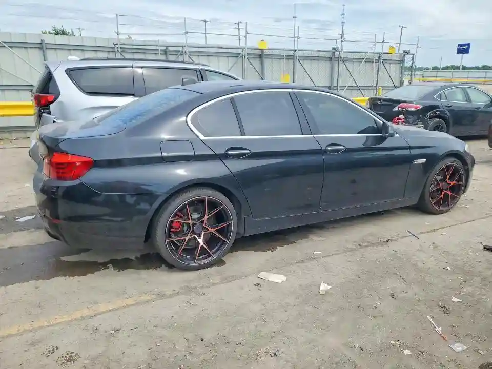 WBAFR1C5XBC737346 2011 BMW 5 SERIES-2