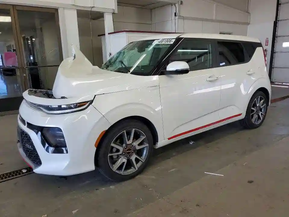 KNDJ53AF6N7835576 2022 KIA SOUL-0