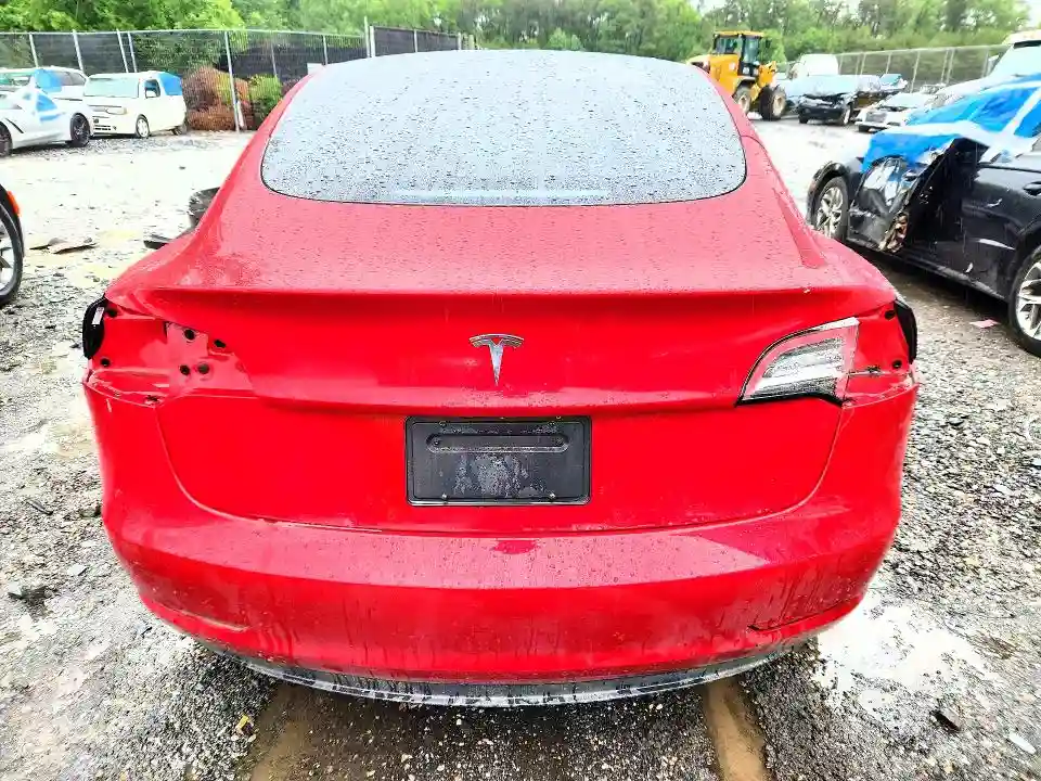 5YJ3E1EA4PF439008 2023 TESLA MODEL 3-5