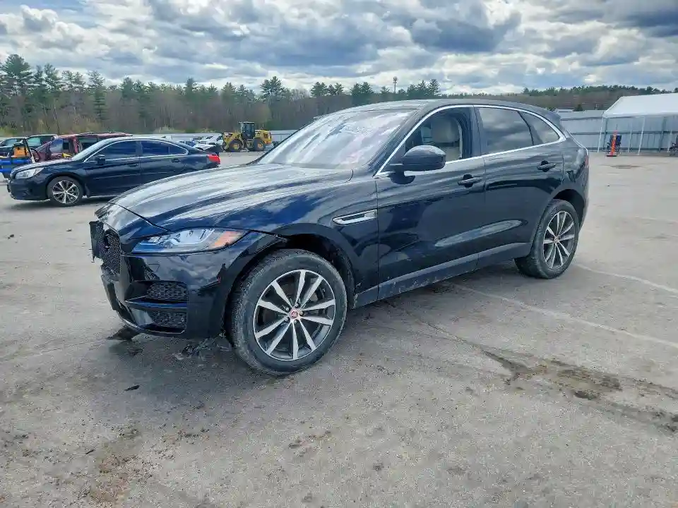 SADCK2BV8HA090942 2017 JAGUAR F-PACE-0