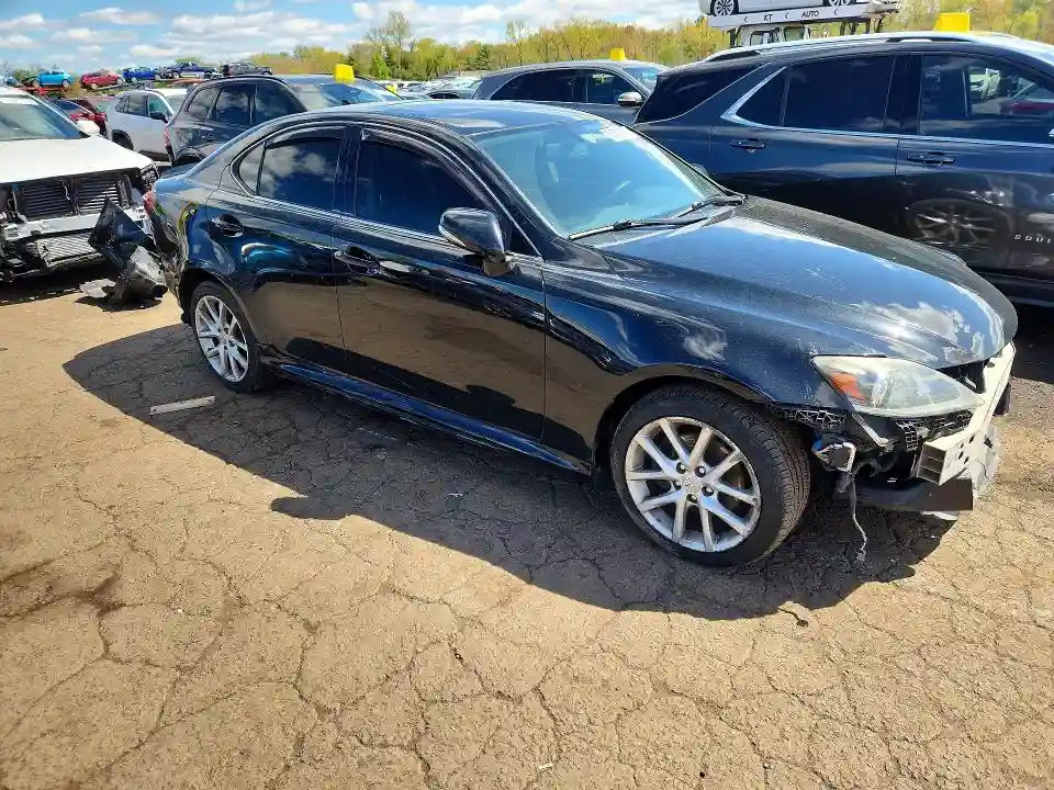 JTHCF5C2XD5062650 2013 LEXUS IS-3