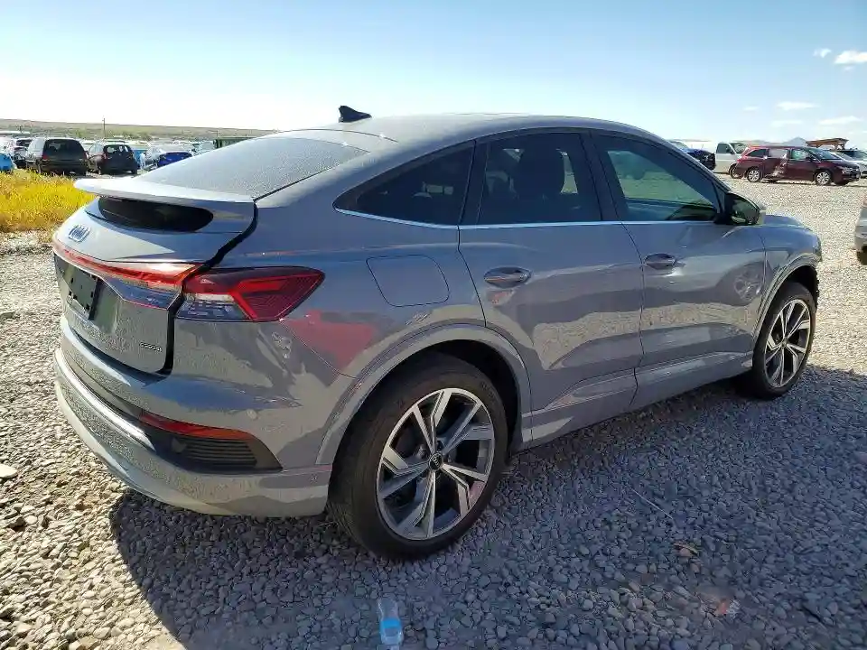 WA1W2BFZ4NP054044 2022 AUDI ALL OTHER-2