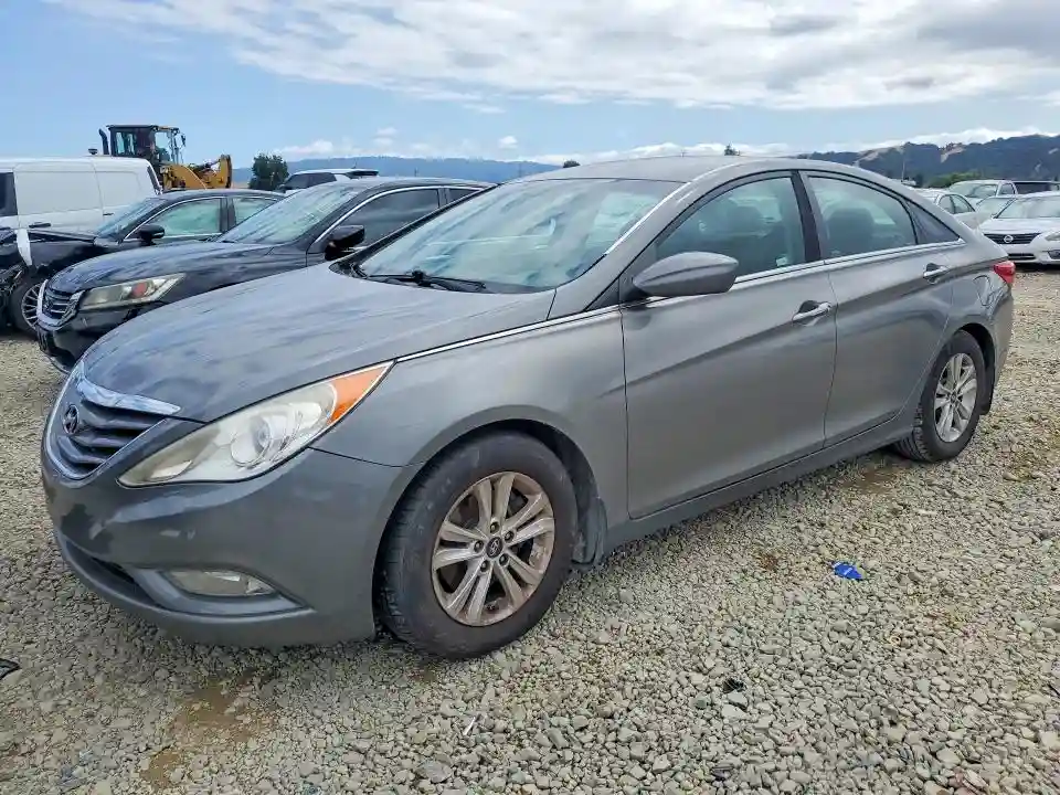 5NPEB4ACXDH515385 2013 HYUNDAI SONATA-0