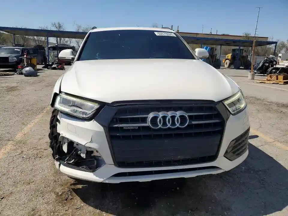 WA1GCCFSXHR006924 2017 AUDI Q3-4