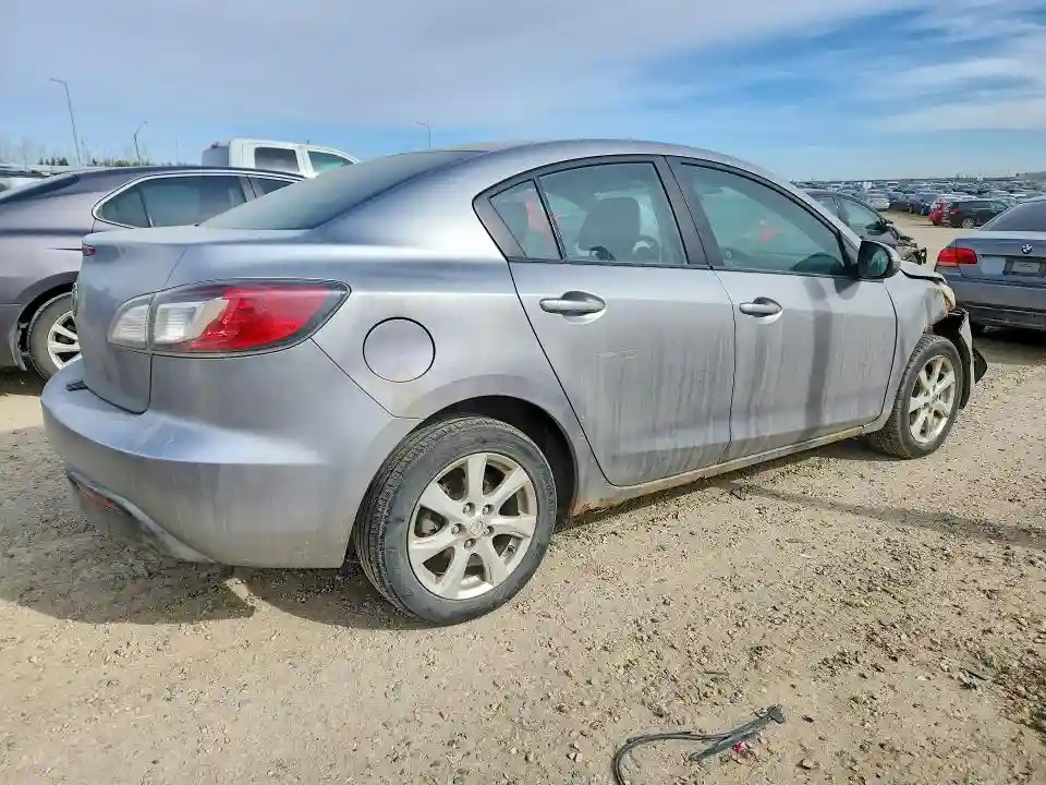 JM1BL1UF7B1411929 2011 MAZDA 3-2