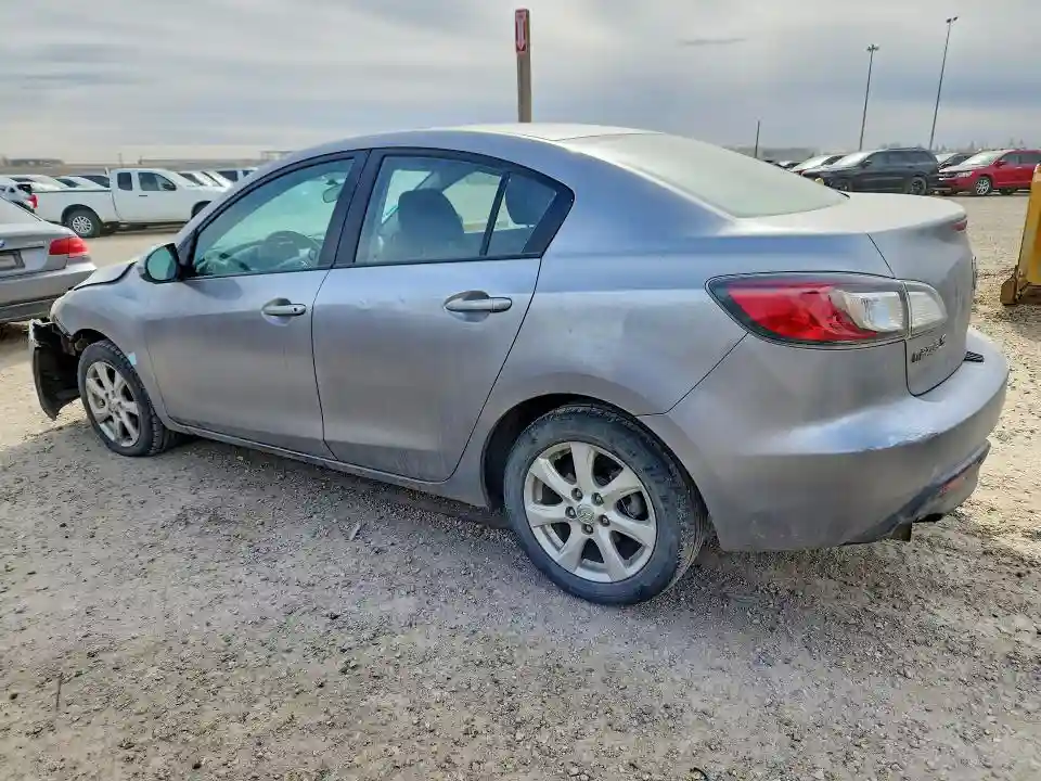 JM1BL1UF7B1411929 2011 MAZDA 3-1