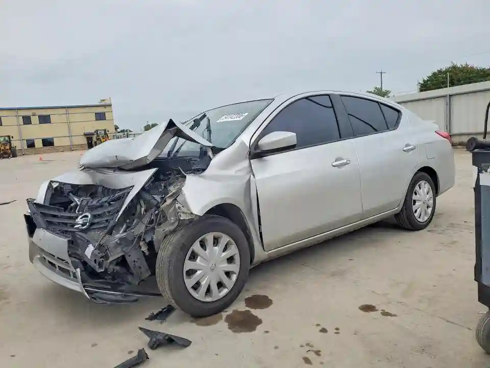 3N1CN7AP7JK397514 2018 NISSAN VERSA-0