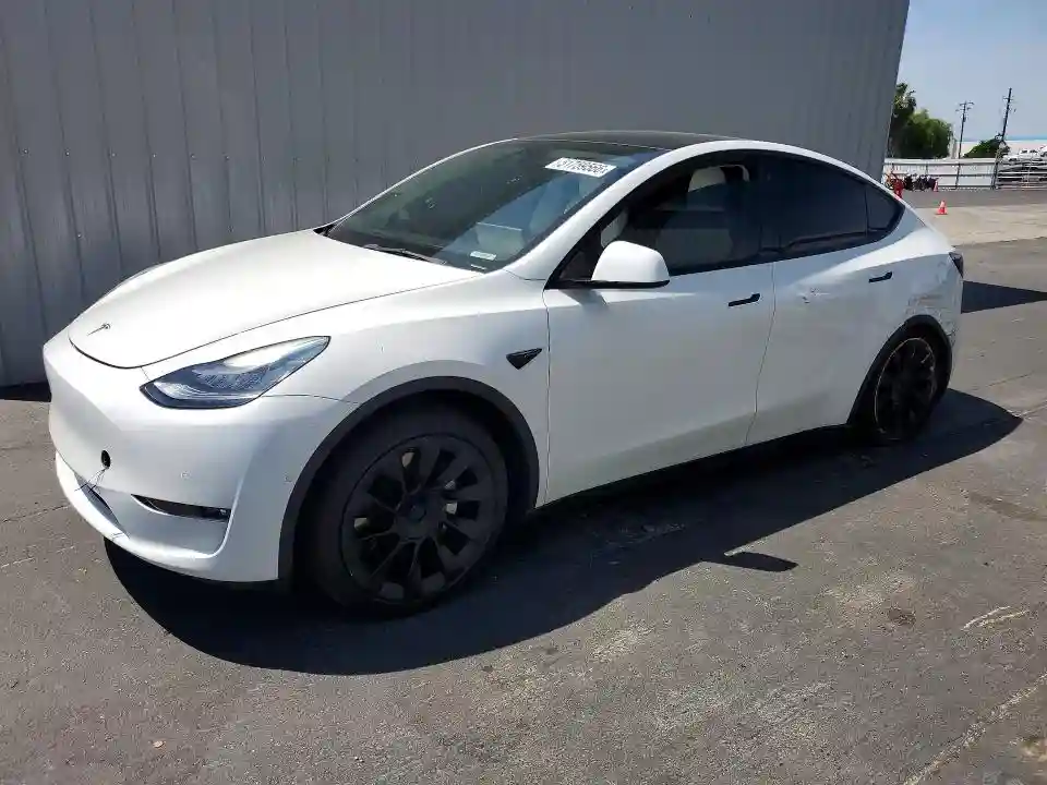 7SAYGDEE2NF348470 2022 TESLA MODEL Y-0