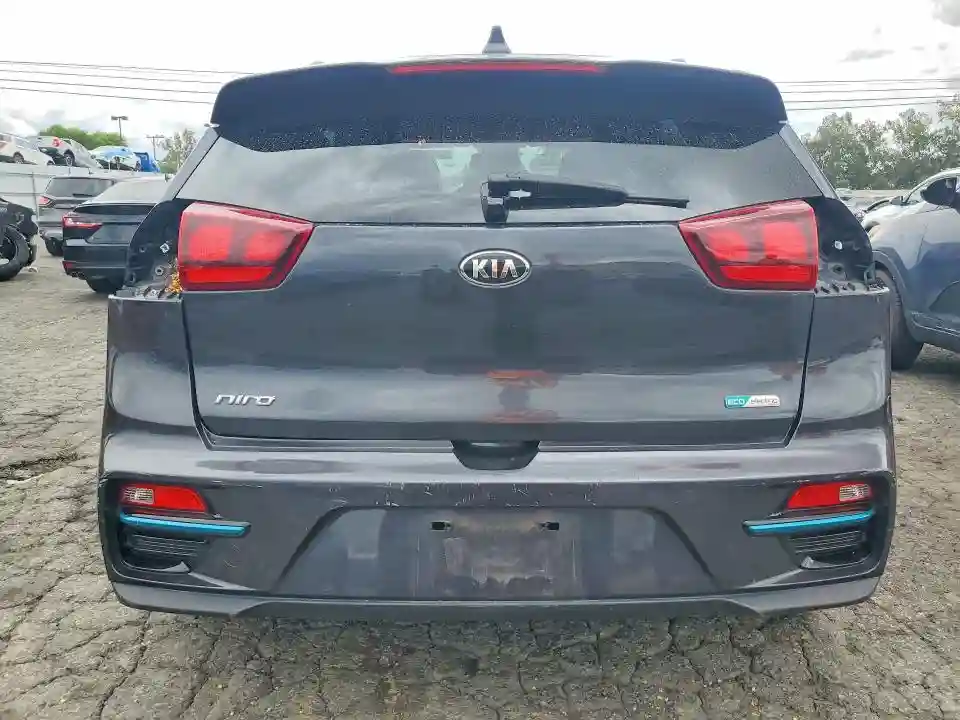 KNDCC3LG9K5017674 2019 KIA NIRO-5