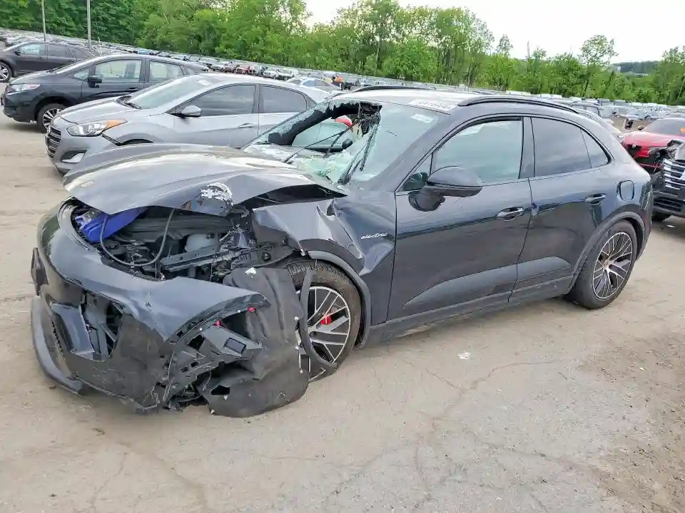 WP1AB2XA9SL153661 2025 PORSCHE MACAN 4S-0