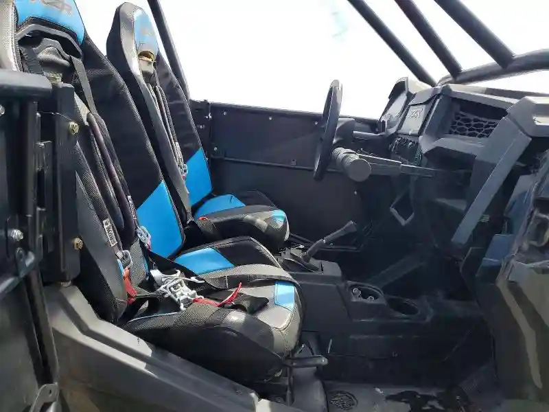 3NSP4E928MG174077 2021 POLARIS SIDEBYSIDE-4