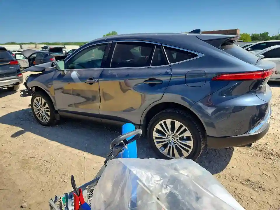 JTEAAAAH5NJ093252 2022 TOYOTA VENZA-1