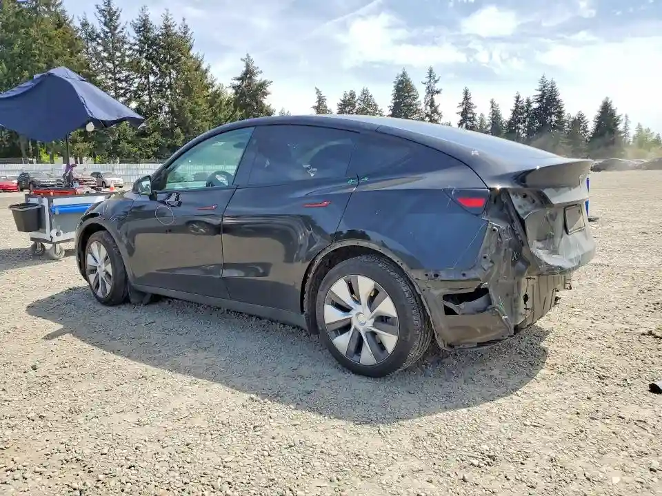 7SAYGAEE3RF989115 2024 TESLA MODEL Y-1
