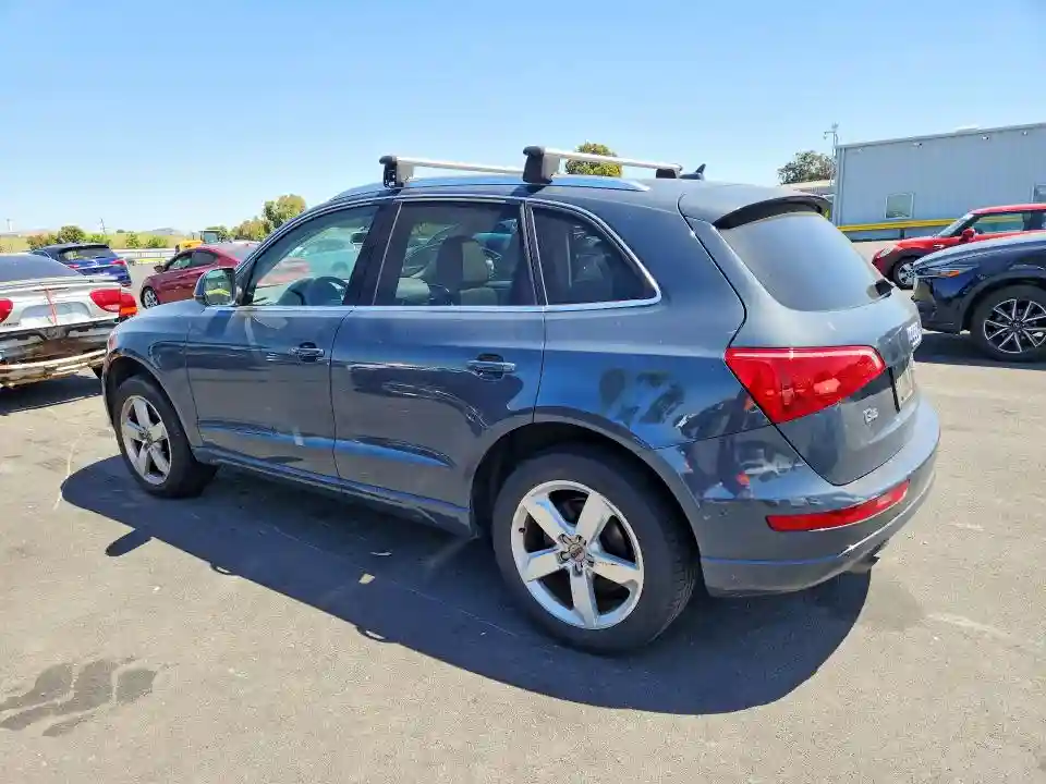 WA1LFAFP4BA086233 2011 AUDI Q5-1