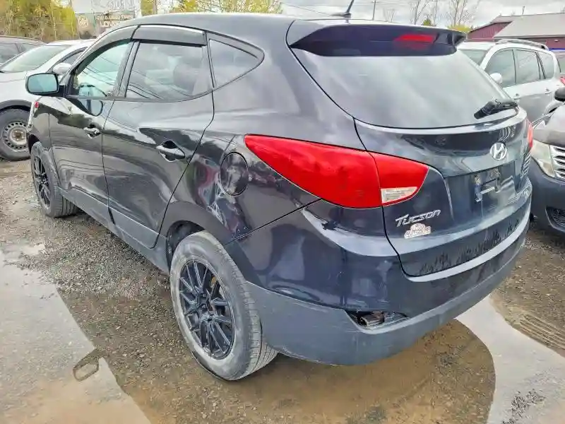 KM8JT3AF0FU971576 2015 HYUNDAI TUCSON-2