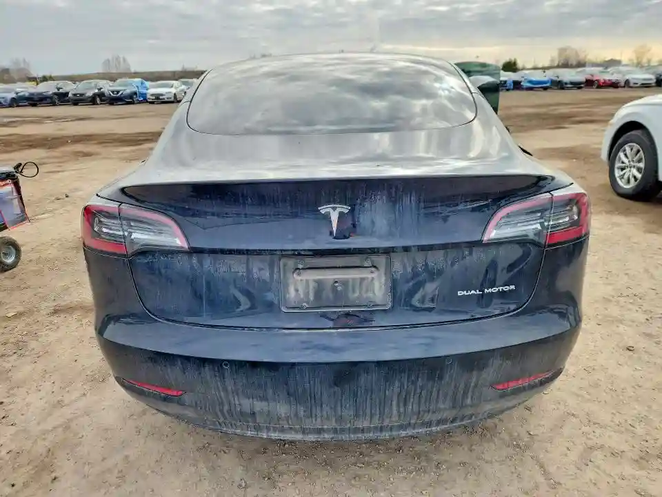5YJ3E1EB6NF345654 2022 TESLA MODEL 3-5