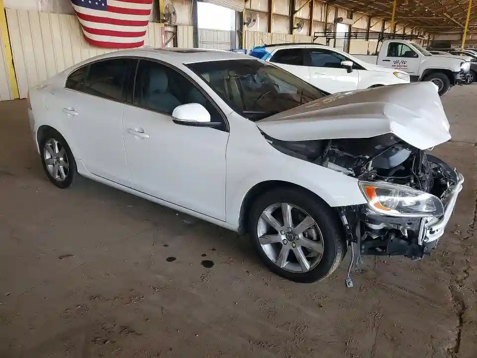 YV126MFK2G2401467 2016 VOLVO S60-3
