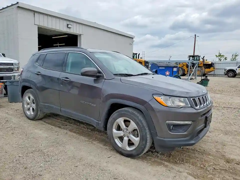 3C4NJCBB5JT344317 2018 JEEP COMPASS-3