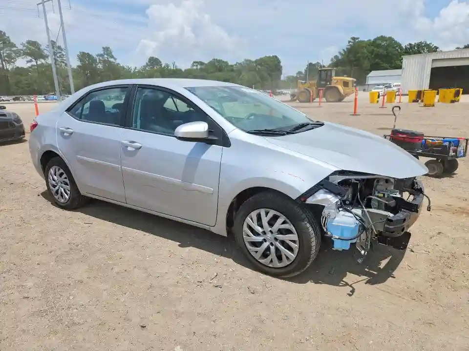5YFBURHE1HP670644 2017 TOYOTA COROLLA-3