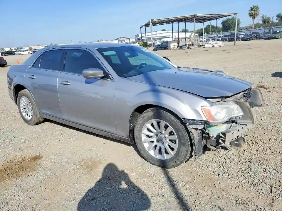 2C3CCAAG5EH263047 2014 CHRYSLER 300-3