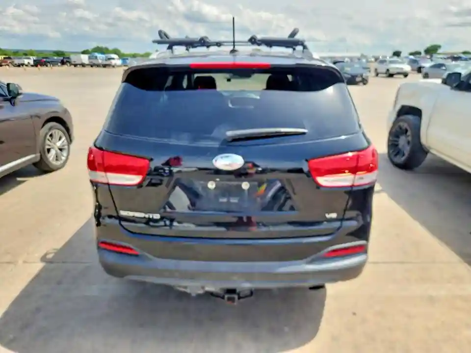 5XYPGDA52HG325945 2017 KIA SORENTO-5