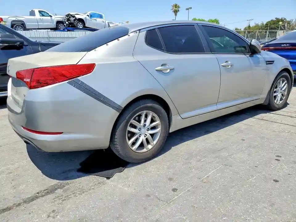 KNAGM4A74D5364773 2013 KIA OPTIMA-2