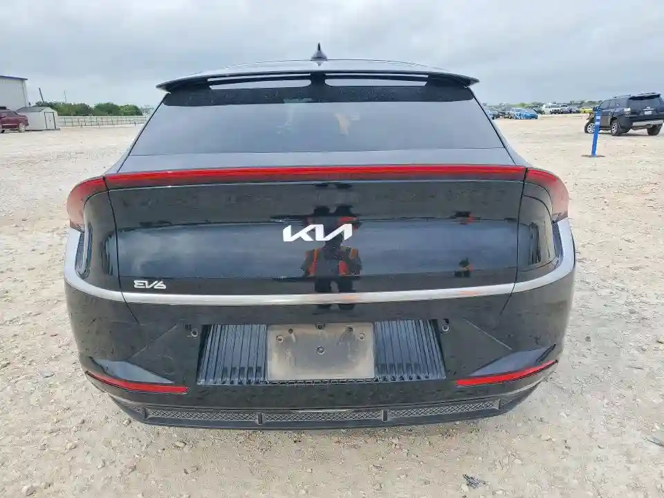 KNDC34LA3N5056699 2022 KIA ALL OTHER-5