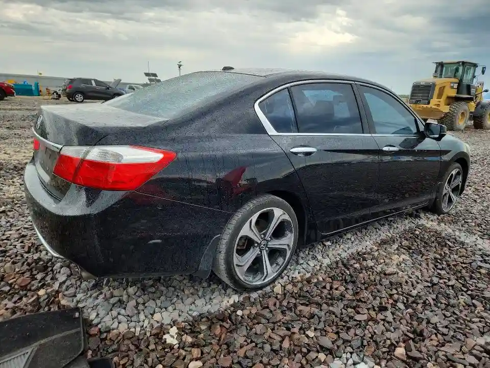 1HGCR2F86DA117997 2013 HONDA ACCORD-2