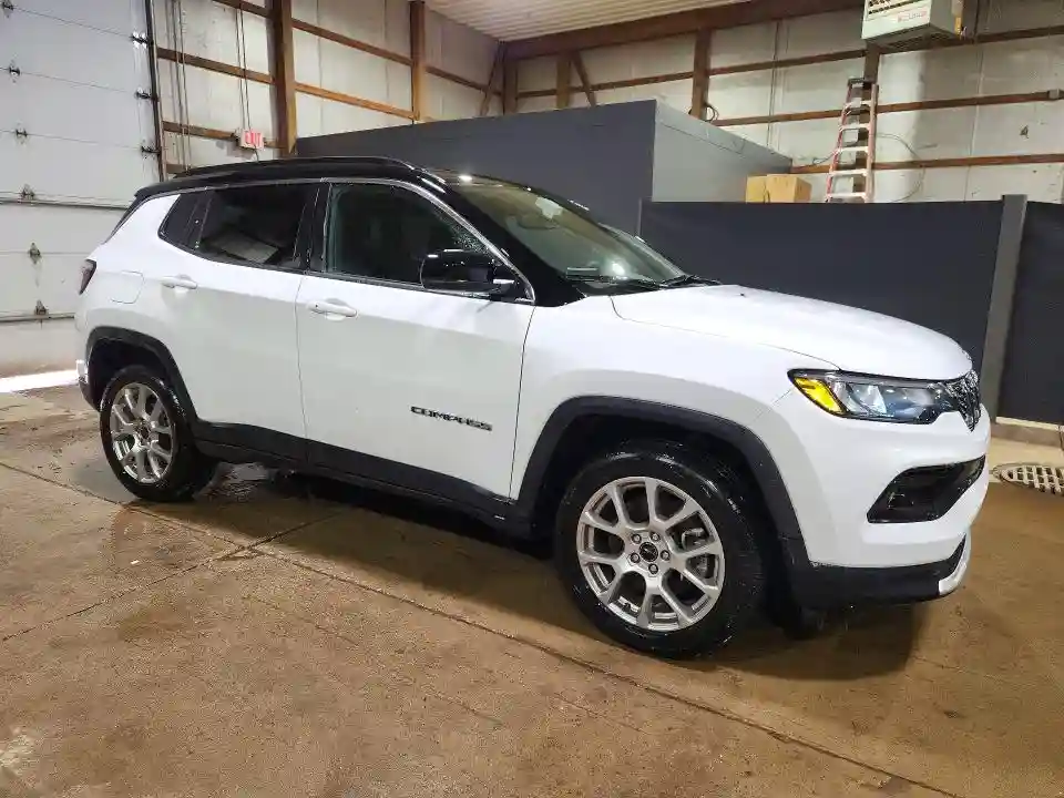 3C4NJDCN2ST507764 2025 JEEP COMPASS-3