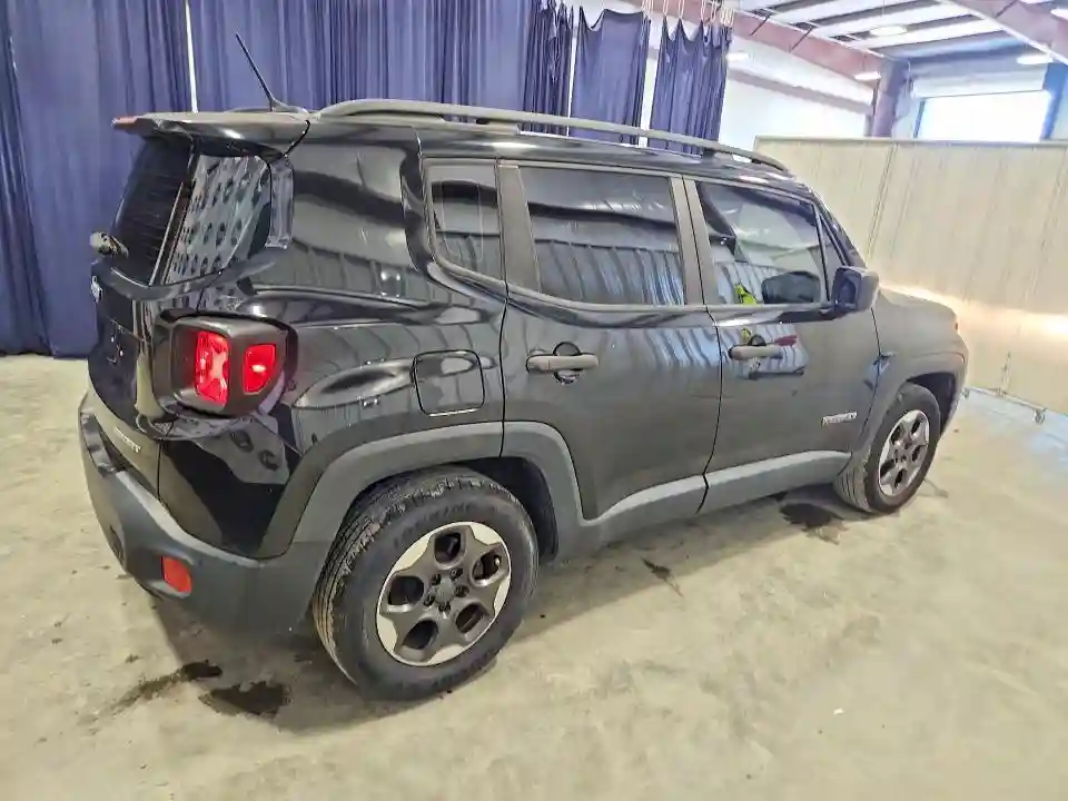 ZACCJAAT9FPB81739 2015 JEEP RENEGADE-2