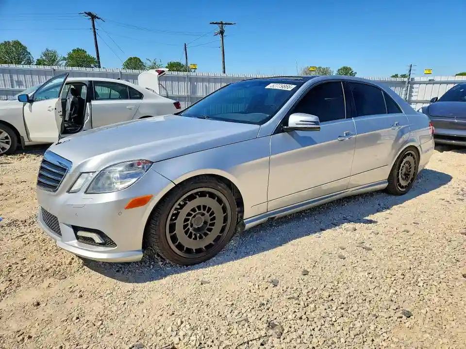 WDDHF9AB6BA424596 2011 MERCEDES-BENZ E-CLASS-0