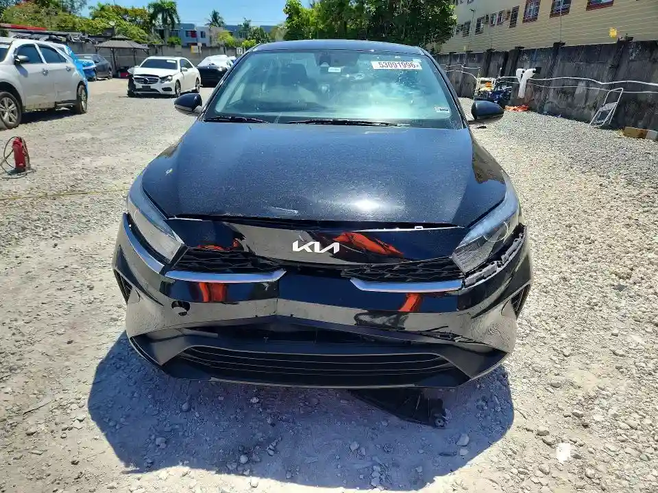 3KPF24AD1NE481713 2022 KIA FORTE-4