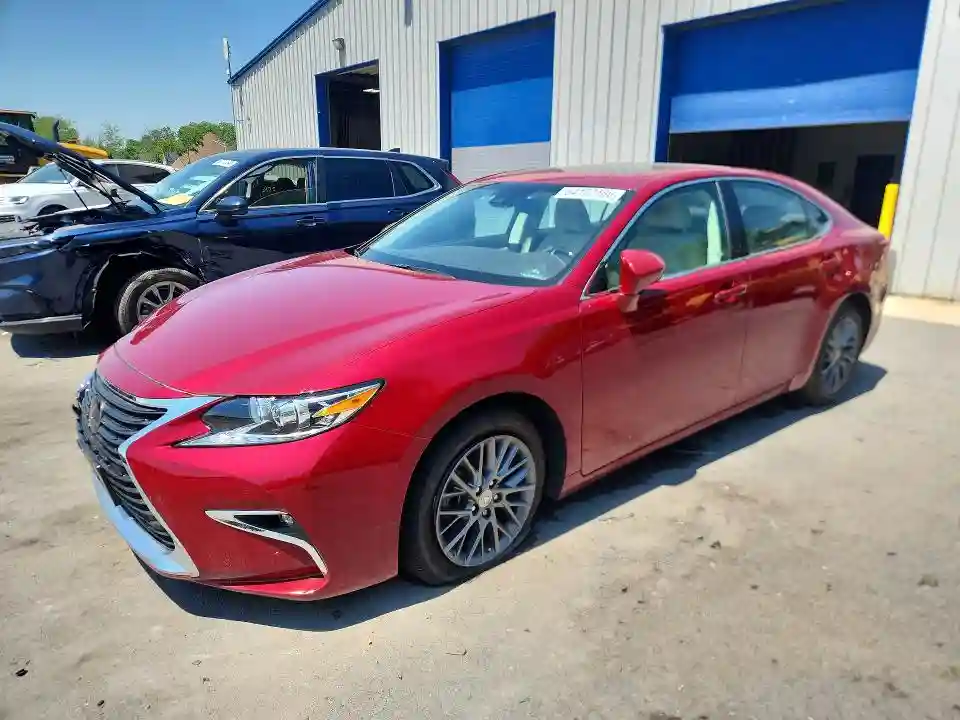 58ABK1GG0JU094231 2018 LEXUS ES-0
