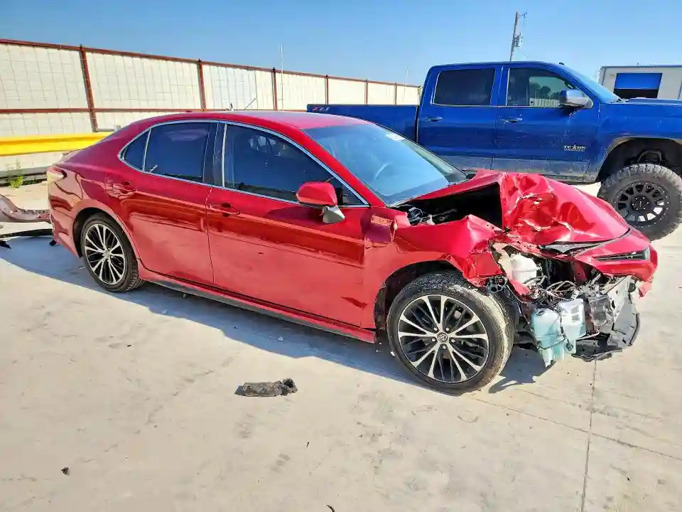 4T1G11AK2LU330958 2020 TOYOTA CAMRY-3