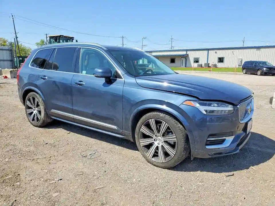 YV4A22PL5N1798407 2022 VOLVO XC90-3
