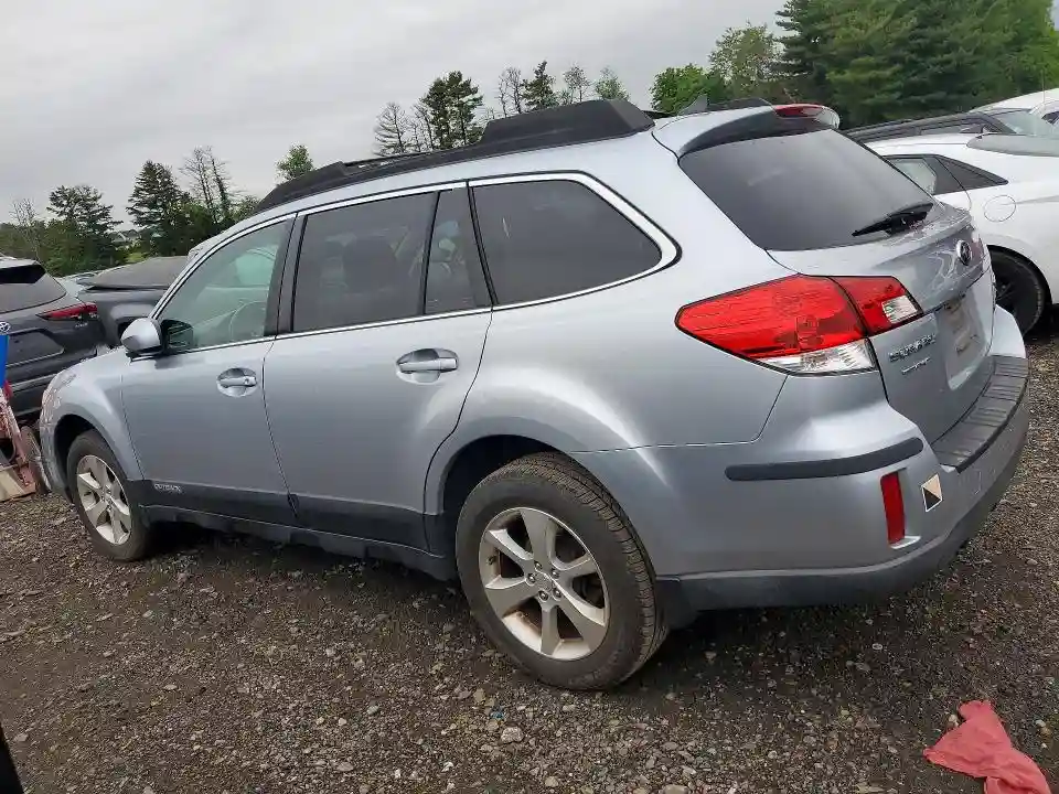 4S4BRBKC8D3213327 2013 SUBARU OUTBACK-1