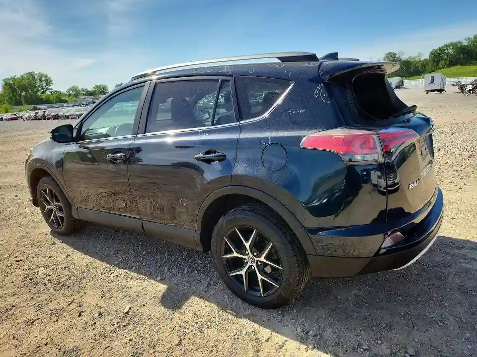 2T3JFREV0HW688584 2017 TOYOTA RAV4-1