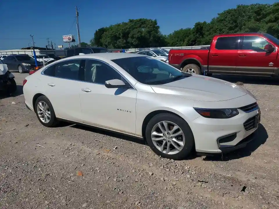 1G1ZE5ST7HF213221 2017 CHEVROLET MALIBU-3