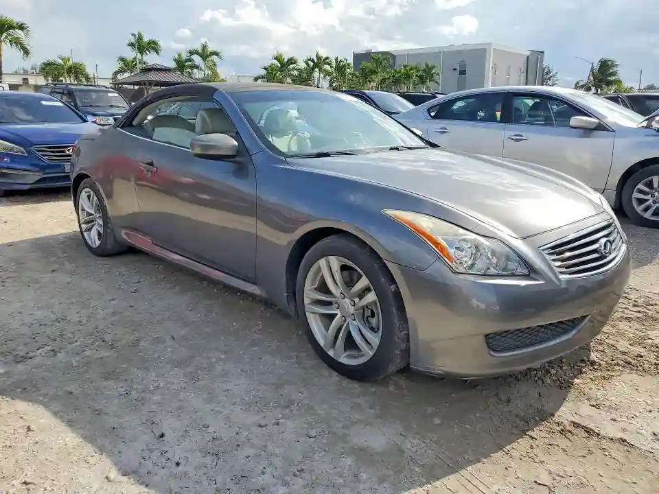 JN1CV6FEXAM355341 2010 INFINITI G37-3