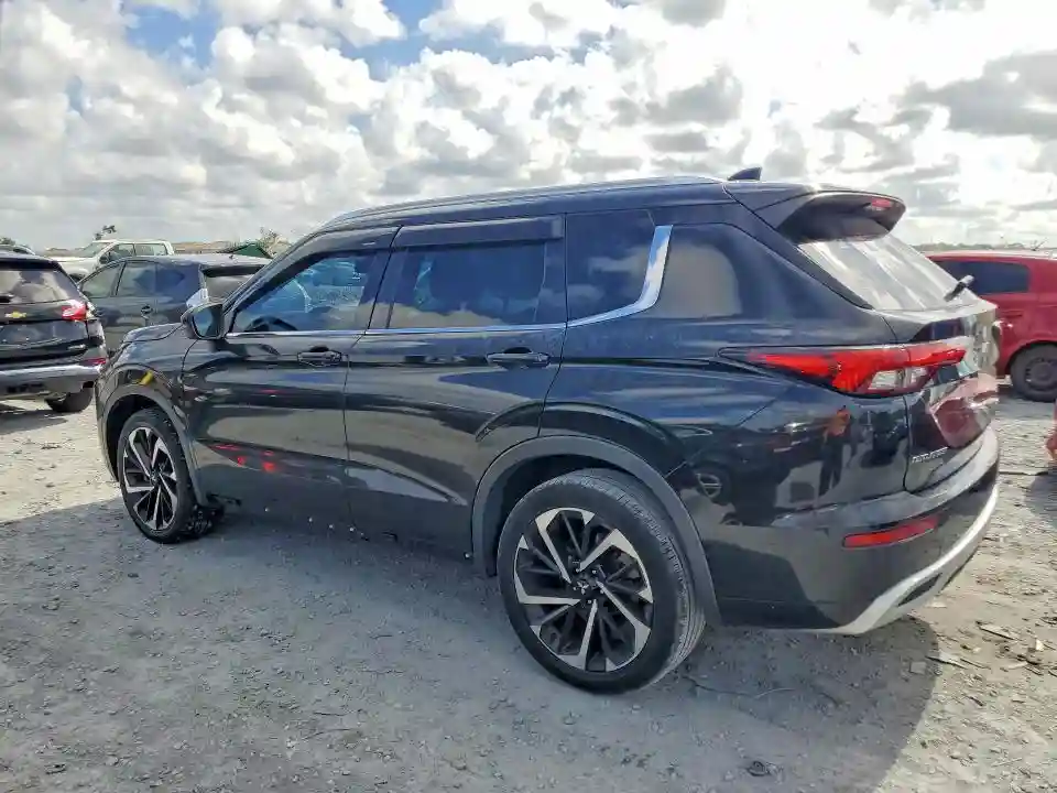 JA4J4VA86NZ061182 2022 MITSUBISHI OUTLANDER-1