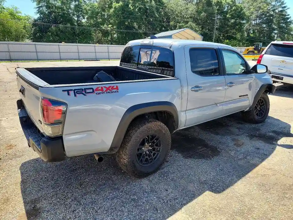 3TMCZ5AN3JM152606 2018 TOYOTA TACOMA TRD-2