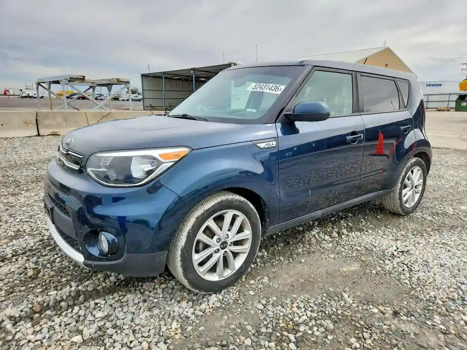 KNDJP3A51J7618139 2018 KIA SOUL-0