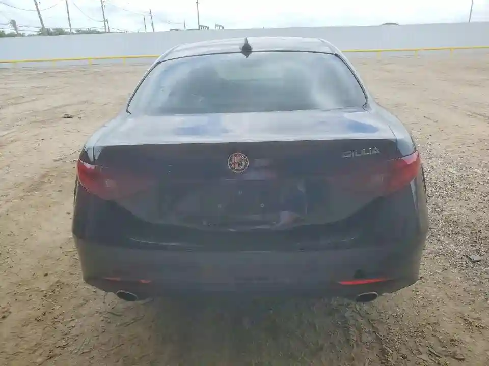 ZARFAMBN3K7621594 2019 ALFA ROMEO GIULIA-5