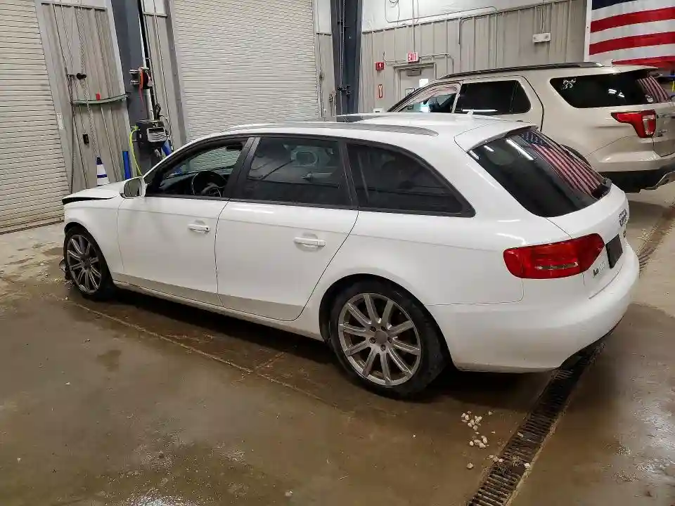 WAUSFAFL6AA008076 2010 AUDI A4-1