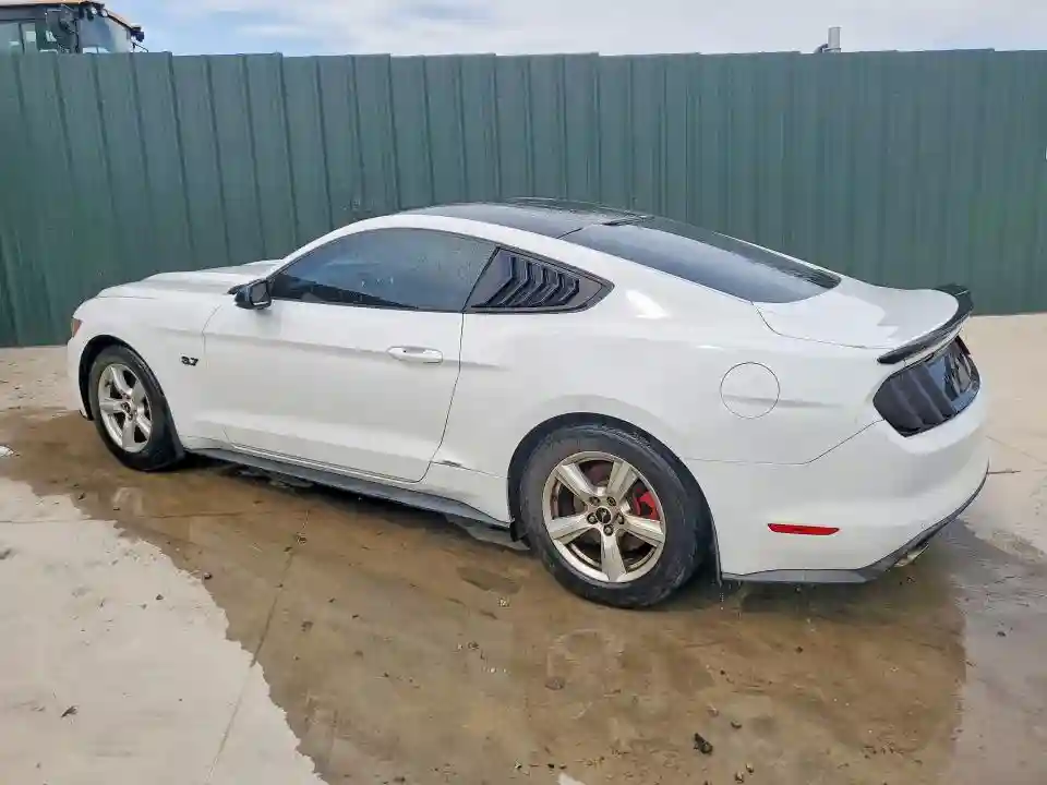 1FA6P8AM4H5305009 2017 FORD MUSTANG-1