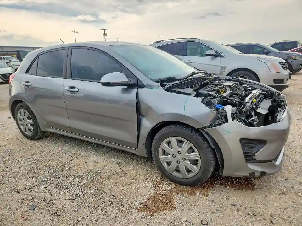 3KPA25AD2ME404718 2021 KIA RIO-3