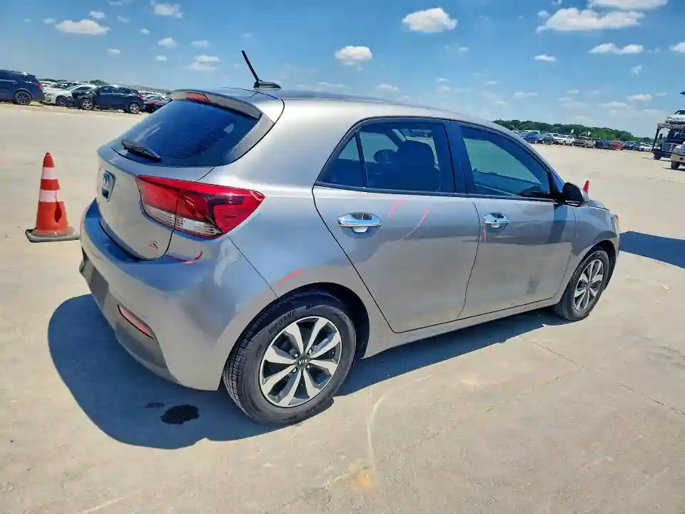 3KPA25AD4ME433752 2021 KIA RIO-2