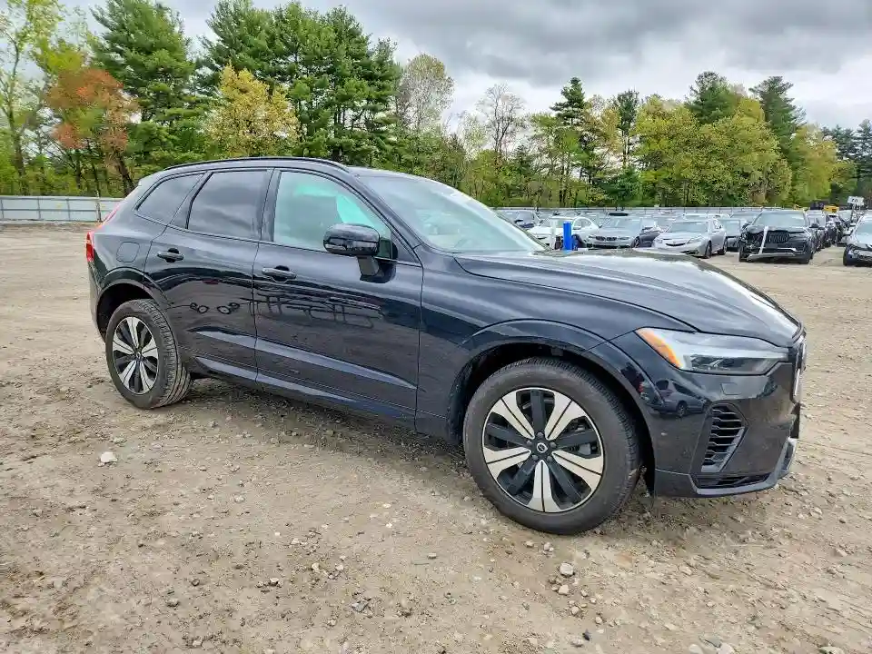 YV4H60RC4S1008191 2025 VOLVO XC60-3