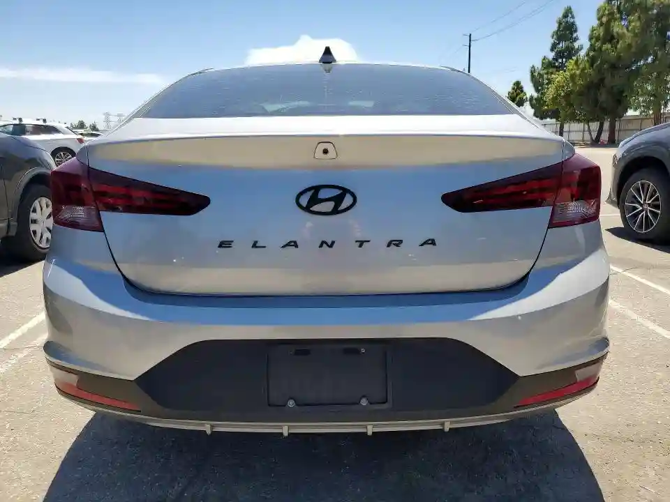 5NPD84LF3LH588114 2020 HYUNDAI ELANTRA-5