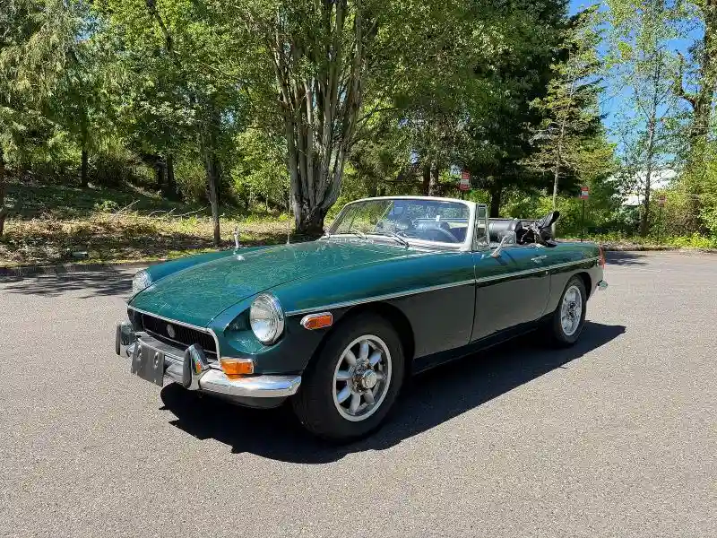 GHN5UA190452G 1970 MGB ALL MODELS-1